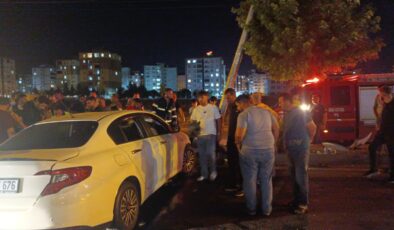 Diyarbakır’da aşırı hız kazaya neden oldu: 3 yaralı
