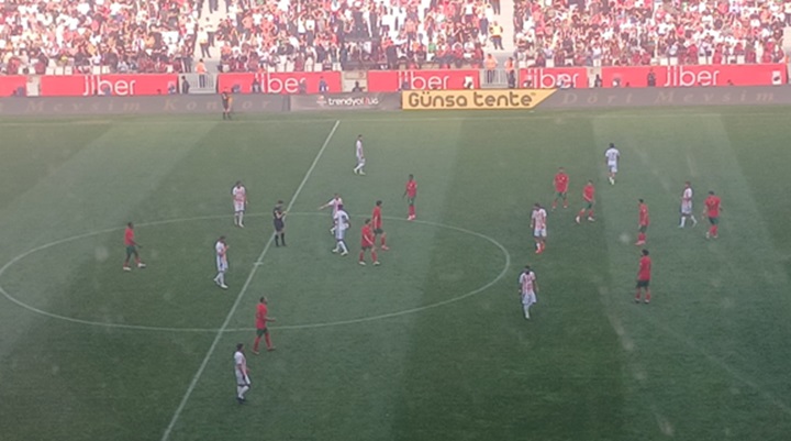 Amedspor kendi sahasında gol yağdırdı