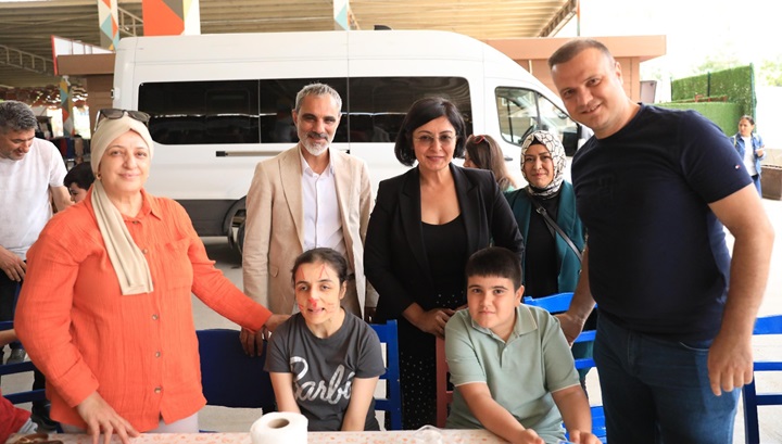 Kayapınar Belediyesi’nden Engelli Haftası etkinliği