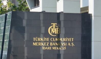 Eski Merkez Bankası Başkanı Saracoğlu hayatını kaybetti