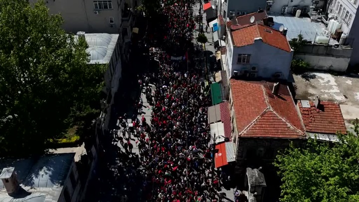 İHH’nin düzenlediği Gazze’ye destek yürüyüşü başladı