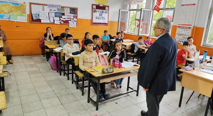 Kulp’ta İlkokul Öğrencilerine Adalet  Dersi
