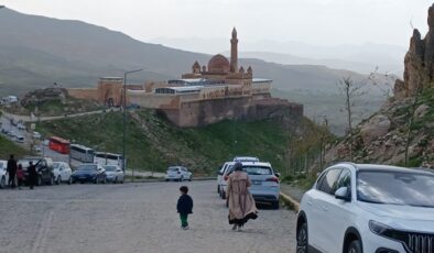 Diyarbakırlılar İshak Paşa Sarayı’na Hayran Kaldı