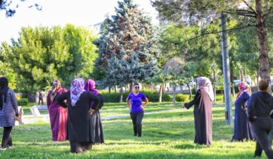 Kayapınar’da kadınlar sabah sporunu sevdi