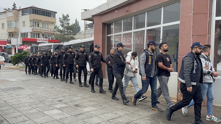 Kahramanmaraş merkezli dolandırıcılık operasyonunda 16 şüpheli tutuklandı