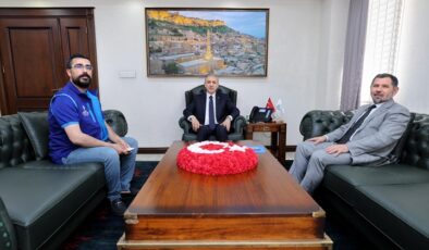 Mardin Valisi Akkoyun’dan Türkiye Diyanet Vakfı’na Gazze için kurban bağışı