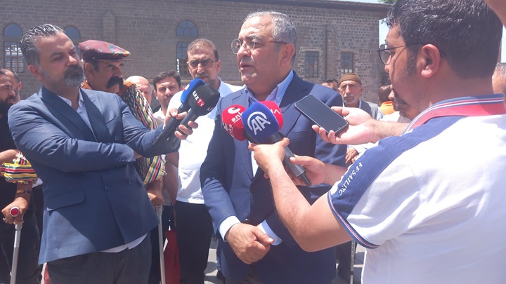 Tanrıkulu Silah Bırakma Kararını Değerlendirdi