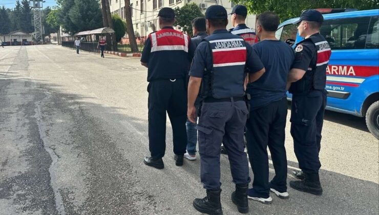 Silah kaçakçılığı operasyonunda 2 zanlı tutuklandı