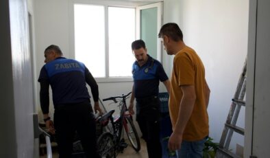 Kayapınar Belediyesi zabıtasından yangın merdiveni denetimi
