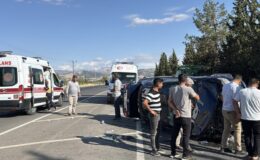 Adıyaman’da biçerdöverle otomobil çarpıştı: 6 yaralı