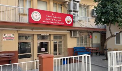 Ağaca çarpan motosikletin sürücüsü öldü