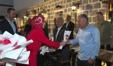 Aile ve Sosyal Hizmetler Bakanı Göktaş, şehit babaları ve gazilerle bir araya geldi
