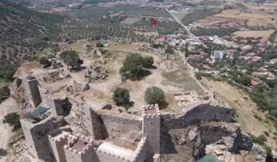 Beçin Antik Kenti’ndeki kazılarda ok uçları bulundu