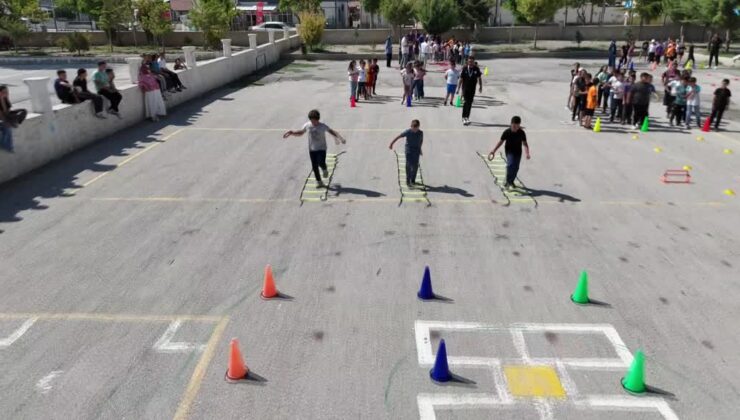 Çocukların spor yetenekleri oyunlarla keşfediliyor