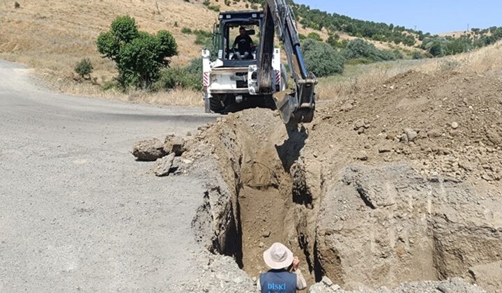 DİSKİ 17 ilçede binlerce noktada müdahalede bulundu.