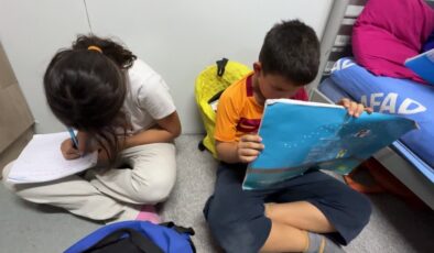 Depremde eşini kaybedince 4 çocuğuna hem anne hem baba oldu