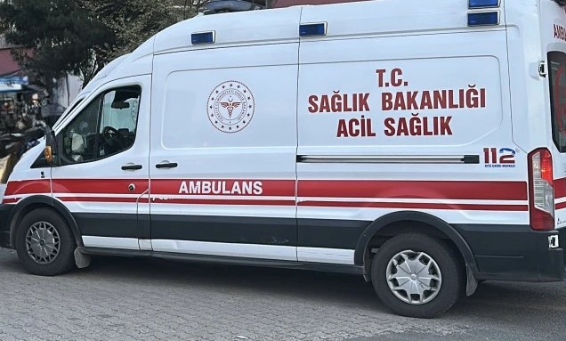 Ergani’de baba, iki çocuğunu ve kendini yaraladı