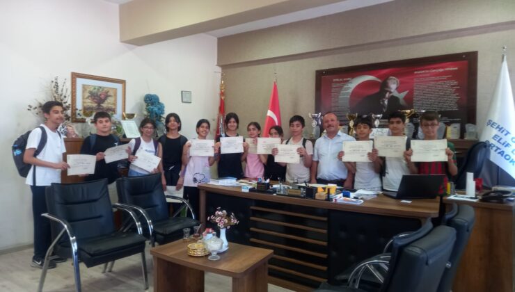 Diyarbakır’da bursluluk sınavında 500 tam puan sevinci