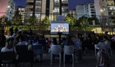 Diyarbakır’da miniklerden gökyüzü ve sinema şöleni