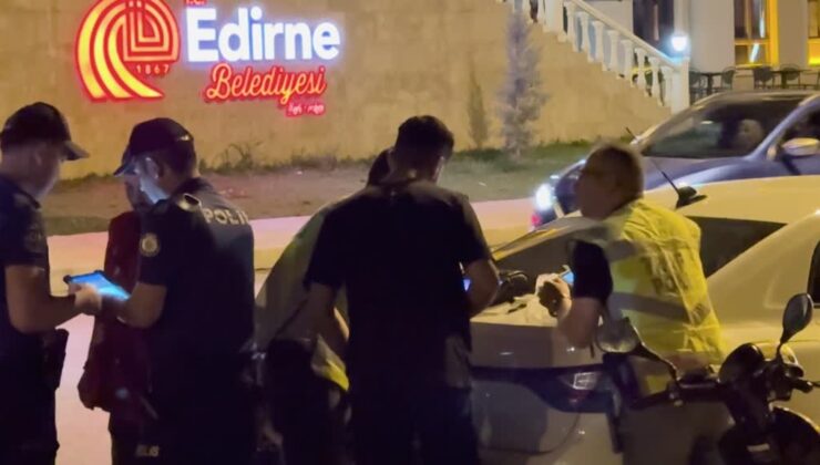 Ehliyetsiz motosiklet sürücüsü ile annesine 37 bin lira ceza