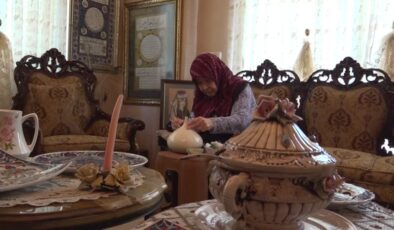 Evini sanat galerisine dönüştürdü
