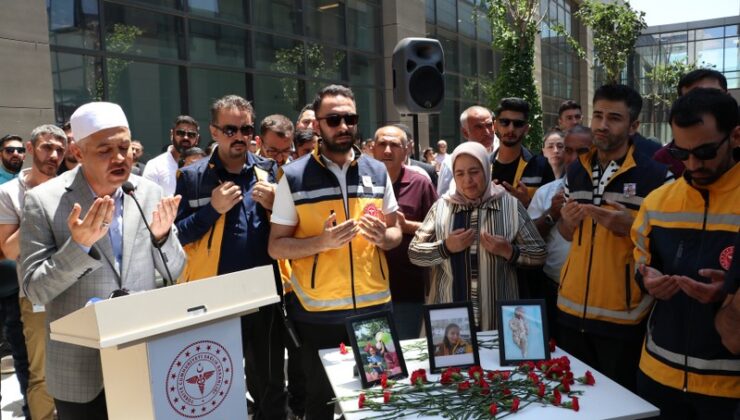 Trafik kazasında ölen anne ve 2 çocuğu için tören düzenlendi