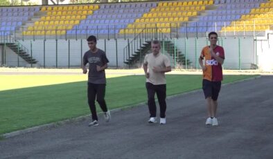 Görme engelli kardeşler, altın madalya için piste çıkıyor