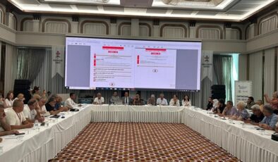 Diyarbakır’da “Barışa Giden Yol: Hafıza ve Adalet” Konferansı sürüyor