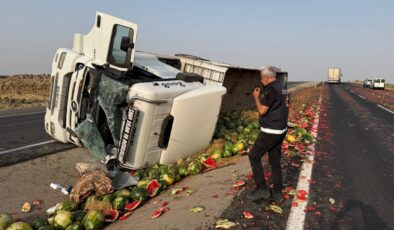 Şırnak’ta devrilen tırın sürücüsü ağır yaralandı
