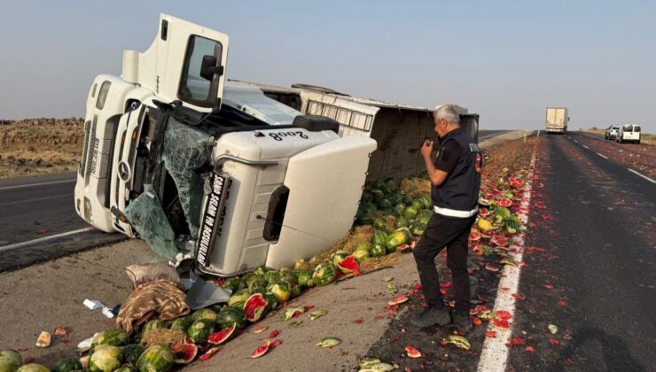 Şırnak’ta devrilen tırın sürücüsü ağır yaralandı