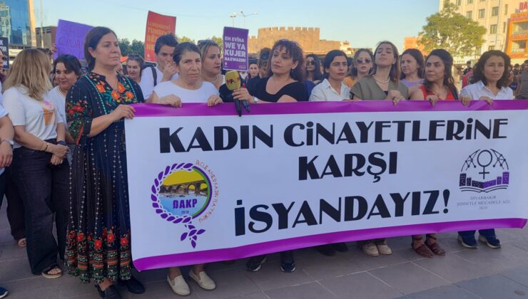 Diyarbakır’da artan kadın cinayetlerine karşı yürüyüş düzenlendi