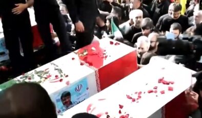 İran, İsrail saldırılarında ölenler için ülke çapında yas tutuyor