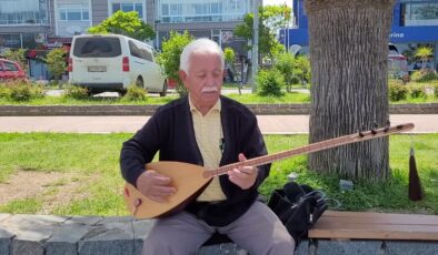 Bağlamayla çıktığı yayladan sahil konserlerine uzanan bir hikâye