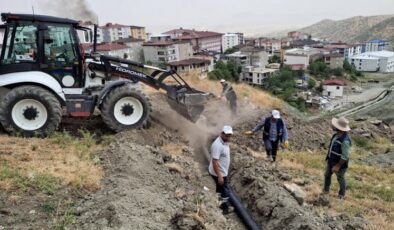 Kulp’ta 50 haneye yıllar sonra ilk kez kanalizasyon hattı