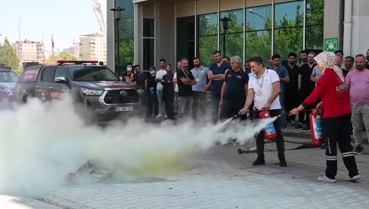 Kurtalan Devlet Hastanesinde yangın ve tahliye tatbikatı gerçekleştirildi