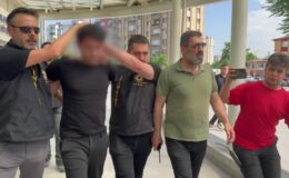 Öğretmeni silahla öldüren zanlı adliyede