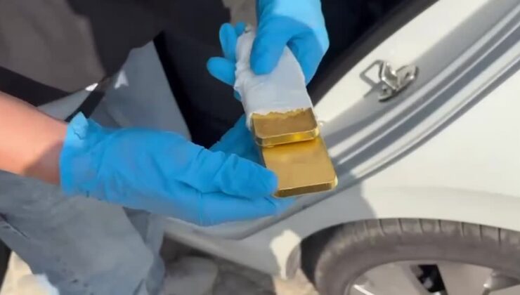 Otomobilde 9 kilo 900 gram ağırlığında 7 külçe altın ele geçirildi