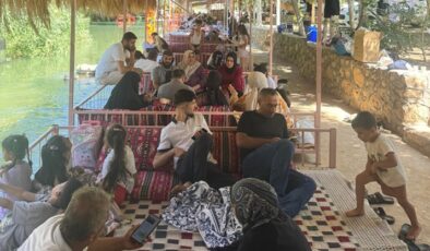 YKS Sonrası Serinlik Arayan Diyarbakırlılar Beyaz Su’ya Akın Etti