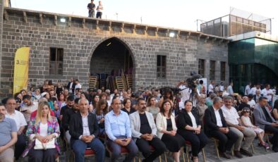 Sanat yeniden Amed sokaklarında