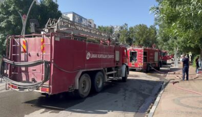 Siirt’te kafede yangın paniği: İş yeri kullanılamaz hale geldi