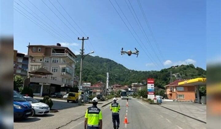 Trafik denetimlerinde bir haftada 468 bin 539 sürücüye işlem yapıldı