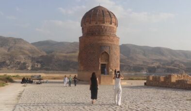 Tarihi Hasankeyf ilçesi bayramda 125 bini aşkın misafir ağırladı