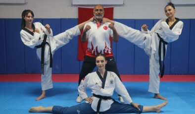 Üç kızını milli sporcu yapan tekvando antrenörü baba gururlu