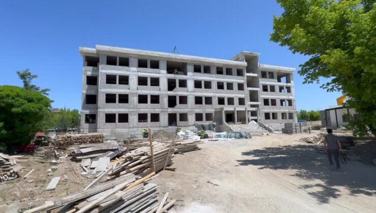 Van’da son 3 yılda 226 okul inşa edildi, 20’si yolda