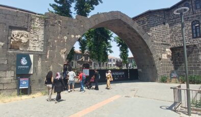 Diyarbakır’daki müzeler bayram ve bayram sonrası ziyaretçiyle doldu taştı