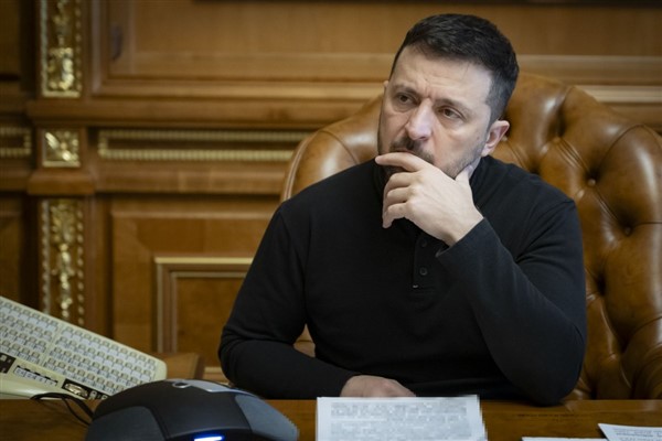 Zelenski: Rusya, savaşın gerçek yüzünü hissetmeli