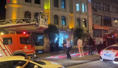 Otel yangını korkuttu