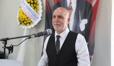 Elhakan: “Bu halk horoz değil, dövüştürüyorsunuz!”