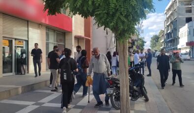 Banka müdürüne bıçak çekerek para çalmaya çalışan zanlı tutuklandı
