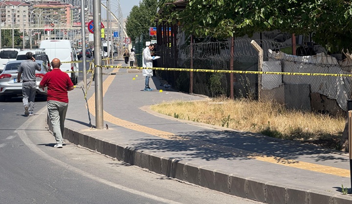 Diyarbakır’da silahlı Kavga: 3 Yaralı
